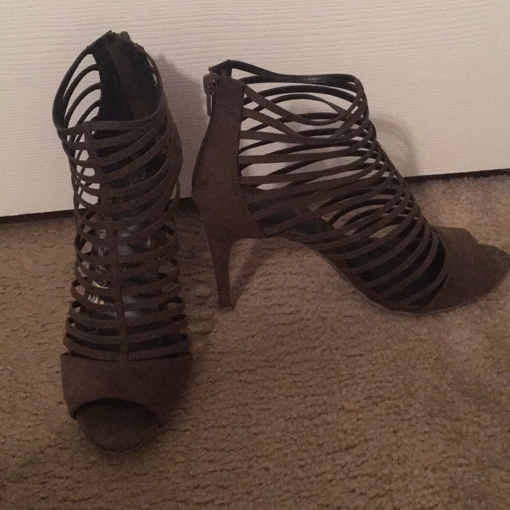 Olive Green Heel